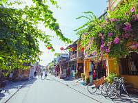 国外最具“中国风”的古城，满大街都是汉字，游客纷纷慕名前来