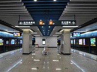 中国最头疼修地铁的城市：每挖一锹都心疼，仿佛穿越时空隧道