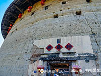 漳州南靖神奇建筑，东倒西歪700年不倒，被誉为土楼奇迹！